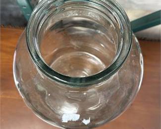 Lot 10069: Aqua-Tinted Soda-Lime Glass Wide-Mouth Storage Jar (photo 4)