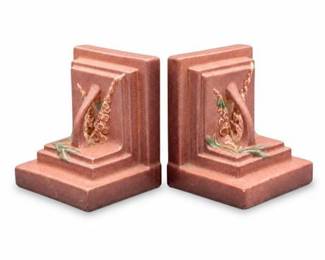 Lot 558: Roseville Pottery Foxglove Pattern Bookends, Pair — current bid $10