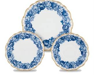 Lot 10019: Schumann Heirloom Blue Porcelain Plates, Set of Three (photo 2)
