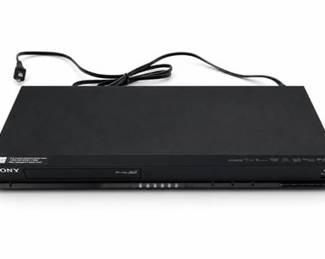Lot 0768: Sony BDP-S480 3D Blu-Ray Disc/DVD Player With Manual, 2011 — current bid $6