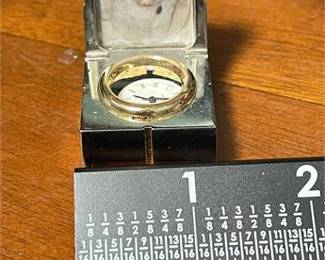 Lot 10027: Miniature Gift Box Desk Clock and Photo Frame (photo 5)