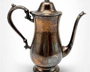 Lot 0588: Silver-Plated Baluster Coffee Pot, Apparently Unmarked — current bid $5