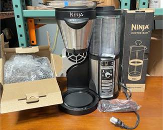 Lot 10007: Ninja CF080Q Coffee Bar Auto-iQ Maker With Easy Frother (photo 6)