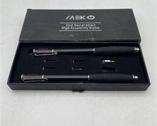 Lot 846: MEKO 2nd Generation Disc Stylus Set, Pair in Box (photo 2)