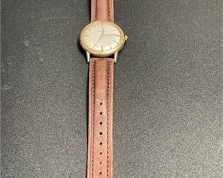 Lot 967: Omega Automatic Dress Wristwatch with Box & Guarantee (photo 4)