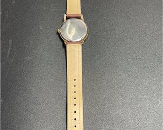 Lot 967: Omega Automatic Dress Wristwatch with Box & Guarantee (photo 2)