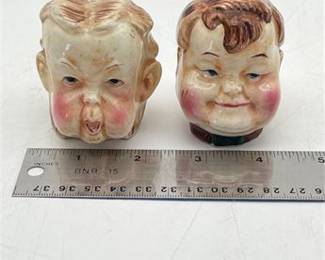 Lot 835: Japanese Figural Ceramic Salt & Pepper Shakers, Pair (photo 5)