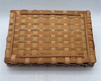 Lot 0249: Handwoven Bamboo & Rattan Twin-Handled Serving Tray (photo 5)