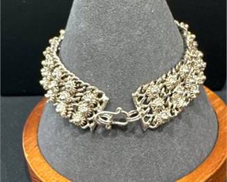 Lot 652: Wide Silver-Tone Floral Filigree Link Bracelet (photo 2)