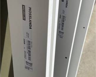 Lot 841: IKEA Mosslanda 115 cm White Picture Ledges, Set of 3 (photo 3)