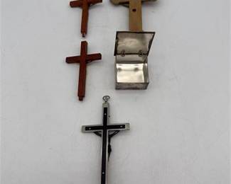 Lot 0465: Five Devotional Pieces: Crucifixes & Hinged Metal Box (photo 3)