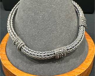 Lot 664: Balinese-Style Woven Chain Bracelet with Granulation (photo 3)