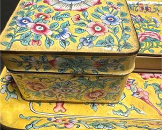 Lot 0422: Chinese Canton Enamel Copper Smoking Set, 20th C. (photo 7)