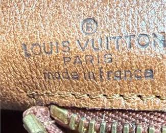 Lot 762: Louis Vuitton Monogram Sac Weekend PM Tote (photo 5)