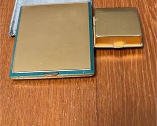 Lot 273: Gilt Metal, Enamel & Green Hardstone Cigarette Case Set (photo 3)
