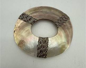 Lot 0931: Four Mother-of-Pearl Shell Discs with Woven Fiber Bands (photo 3)
