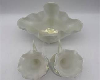 Lot 0503: American Iridescent Stretch Glass Console Set, 3 Pcs (photo 3)