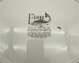 Lot 0926: Johnson Brothers "Fish" Pattern Earthenware Oval Platter (photo 2)