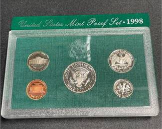 Lot 828: 1998-S U.S. Mint Clad Proof Set, Five Coins (photo 2)