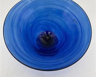 Lot 0309: Hand-Blown Cobalt Blue Art Glass Footed Compote (photo 5)