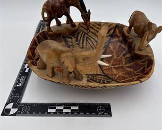 Lot 0531A: Kenyan Akamba-Style Hand-Carved Safari Bowl (photo 3)