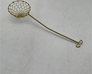 Lot 847: Hand-Woven Brass-Toned Wire Mesh Strainer, 9 In. (photo 2)