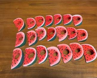 Lot 0276: Set of 21 Hand-Painted Wooden Watermelon Napkin Rings (photo 3)