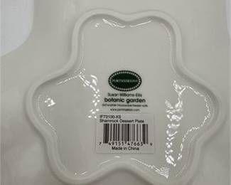 Lot 0533A: Portmeirion Botanic Garden Shamrock Dessert Plates, Set of 2 (photo 5)