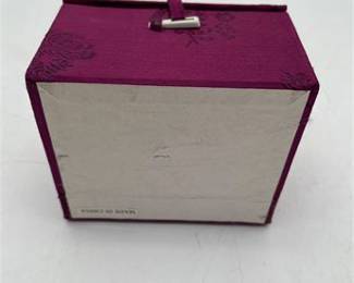 Lot 836: Magenta Silk Brocade Hinged Box with Gold Satin Lining (photo 2)