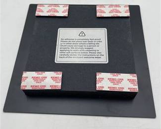 Lot 623: Restickable Adhesive Photo Wall Tile, Lion Cubs (photo 2)