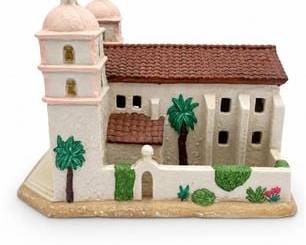 Lot 0317: Midwest Cannon Falls Lighted Ceramic Santa Barbara Mission — current bid $5