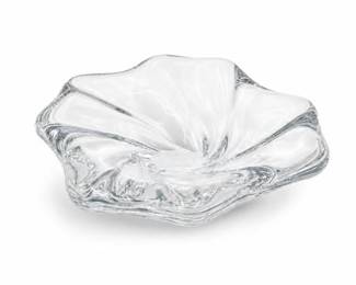 Lot 0726: Colorless Glass Freeform Swirl Bowl, 6 Inches — current bid $5
