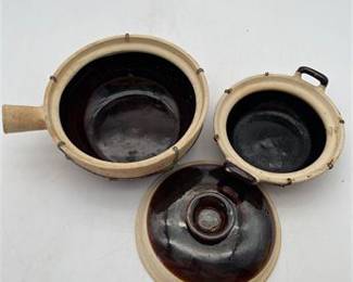 Lot 843: Pair of Chinese Shaguo Sand Clay Cooking Pots (photo 3)