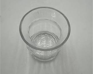 Lot 0835: Clear Pressed-Glass Footed Vase with Flared Rim (photo 8)