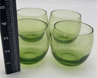 Lot 490: Set of Four Green Glass Roly-Poly Tumblers (photo 4)