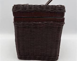 Lot 0302: Wicker Picnic Basket, Suitcase Form, Dark Brown (photo 5)