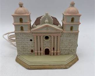 Lot 0317: Midwest Cannon Falls Lighted Ceramic Santa Barbara Mission (photo 7)