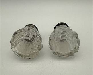 Lot 0490: Cut Glass Salt & Pepper Shakers, Pierced Metal Lids (photo 3)