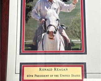 Lot 22: Ronald Reagan Commemorative Framed Double-Photo Display (photo 5)