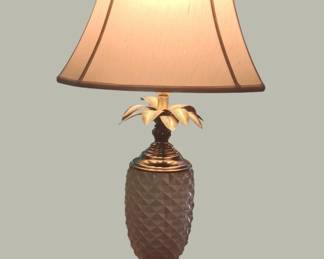 Table Lamp w cut Crystal Pineapple