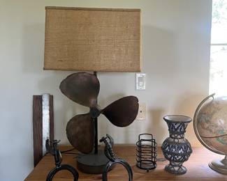 Propeller lamp
