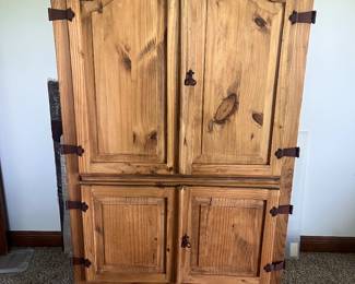 Pine armoire 