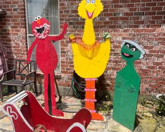 Holiday yard decor 