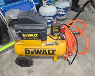DeWalt air compressor