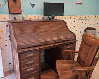 Antique rolltop desk