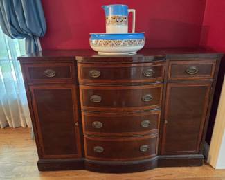 Buffet cabinet