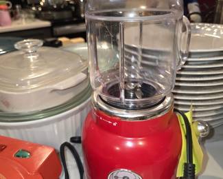 Retro Snap-on smoothie maker