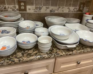 Pfaltzgraff dishware 