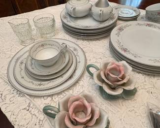 Roses Candle Holders