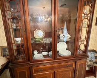 Matching Lane lighted China cabinet